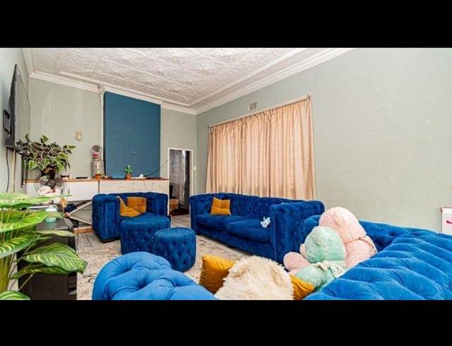 3 BEDROOM HOUSE FOR SALE IN KENSINGTON